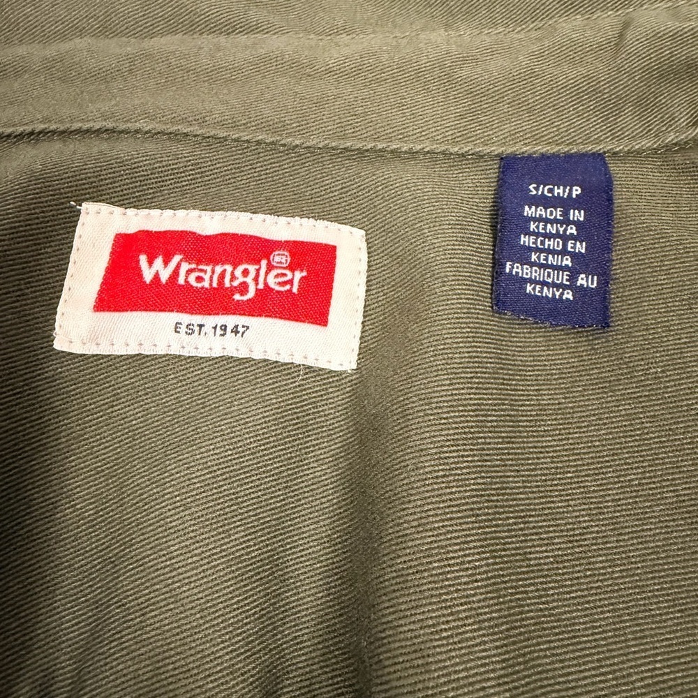 Men’s Wrangler Olive Green Long Sleeve Button-Up Shirt Size Small - Picture 3 of 6